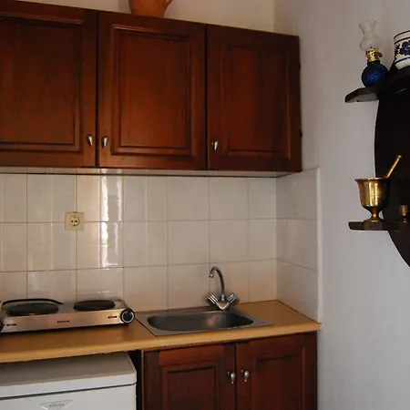 Erato Apartman *