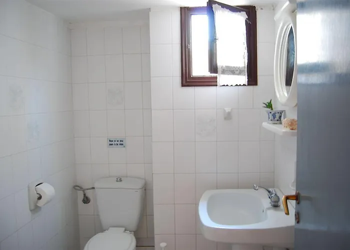 Erato Lindos (Rhodes)