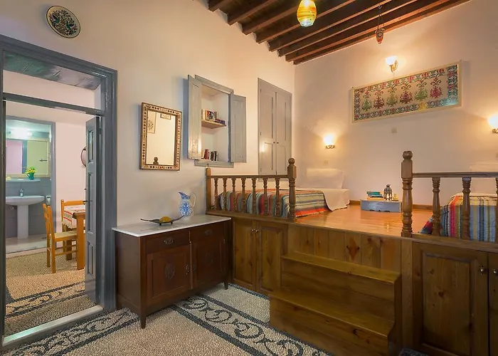 Erato Lindos (Rhodes)