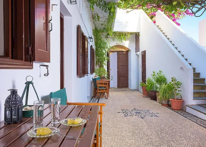 Erato Apartment Lindos (Rhodes)